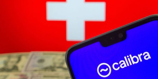 Suisse : le directeur de la FINMA craint les cryptos décentralisées, mais pas Libra