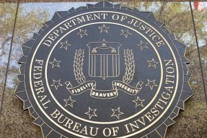 Le directeur du FBI estime que les crypto-monnaies représentent « un problème »