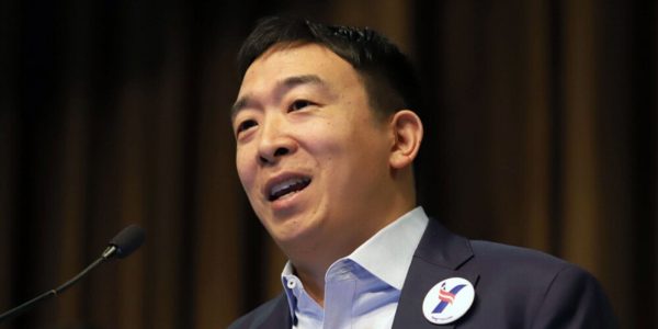 Le candidat pro-cryptos Andrew Yang se retire de la primaire démocrate aux USA