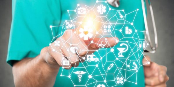 Émirats Arabes Unis : le ministère de la Santé mise sur la blockchain