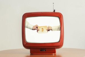 La télévision : un bon vecteur de démocratisation pour les cryptos ?