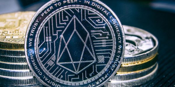 La communauté Eos approuve un nouveau système de gouvernance… contre l’avis du PDG de Block.One