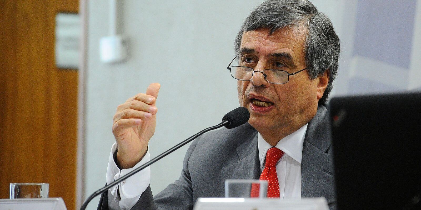 Le président de la Fédération des banques brésiliennes tacle les cryptos