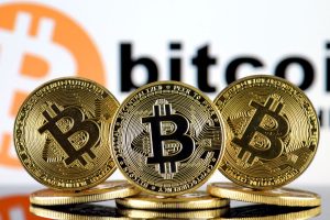Sondage : quels éléments pourraient pousser à l'adoption du Bitcoin ?