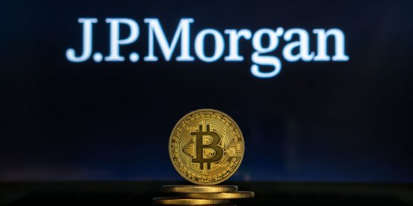 JPMorgan reconnaît la résilience du Bitcoin et le compare aux actions