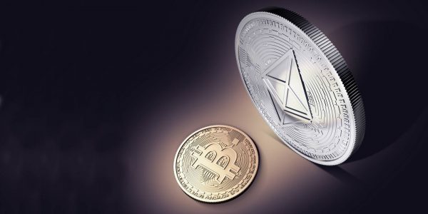 Bitcoin VS Ethereum : qui gagne la bataille des frais de transaction ?