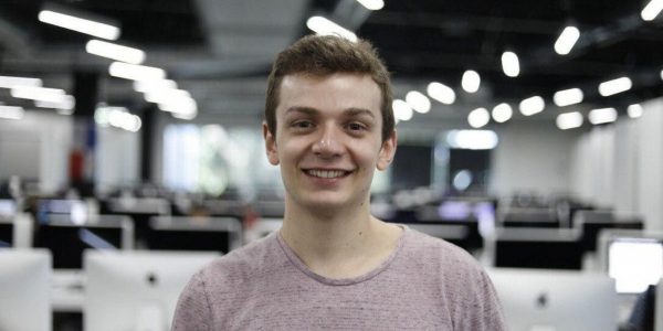 Alex Masmej donne aux détenteurs de ses tokens du pouvoir sur sa vie