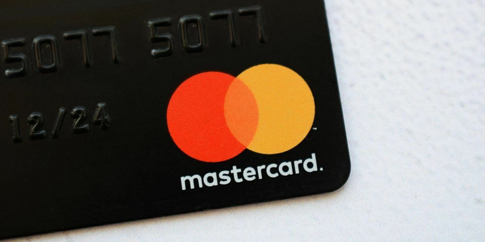 crypto mastercard plastic card lithuania