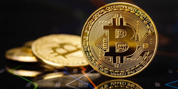 Le Bitcoin (BTC) consolide dans l'incertitude, l'Ether (ETH) prêt à repartir ?
