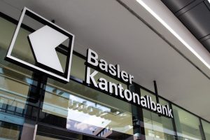 Suisse : la banque d'État BKB offrira des services pour les cryptomonnaies