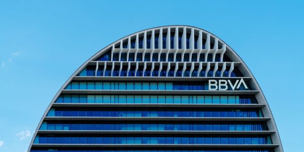 La deuxième plus grande banque d’Espagne lance des services cryptos