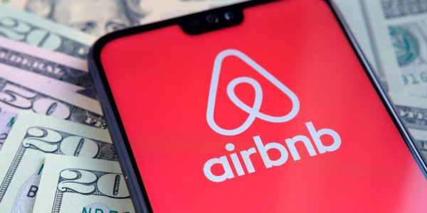 FTX permet d'investir dans l'action Airbnb avant même son introduction en bourse