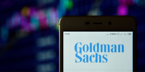 Goldman Sachs : les institutionnels réduiront la volatilité de Bitcoin (BTC)