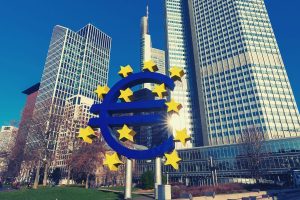 La BCE réclame un droit de véto sur les stablecoins adossés à l'euro
