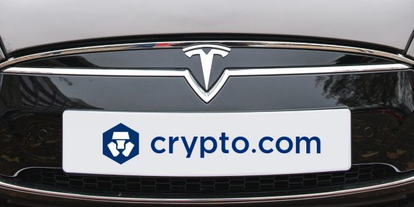 Crypto.com (CRO) organise un tirage au sort pour gagner 4 voitures Tesla