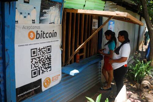 devanture magasin accepte paiement bitcoin