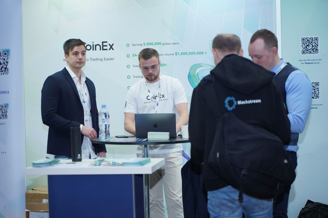 Stand CoinEx