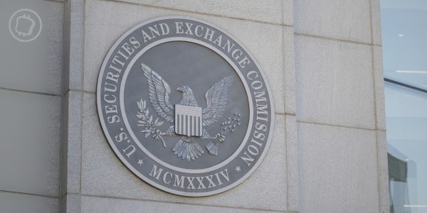 La SEC demande à mettre son action en justice contre Binance en pause