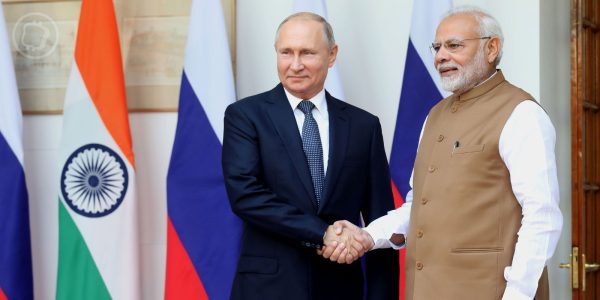 Dédollarisation : la Russie et l’Inde conduisent désormais 90 % de leurs échanges en monnaies locales