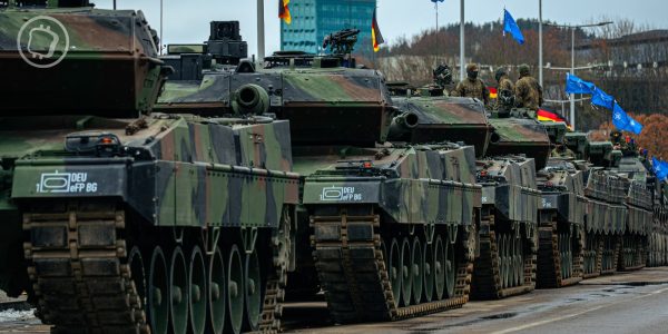 L'OTAN demande à l'Europe et au Canada d'augmenter leur capacité militaire de 30 %