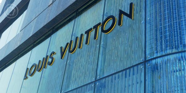 LVMH dégringole en Bourse suite à des résultats décevants – Les autres géants du luxe suivent