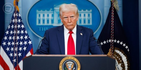 Les actions et le dollar rebondissent suite au rétropédalage de Donald Trump sur Jerome Powell