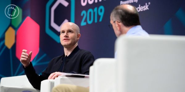 Coinbase a failli copier Strategy en achetant énormément de Bitcoin – Mais cela aurait pu la « tuer »