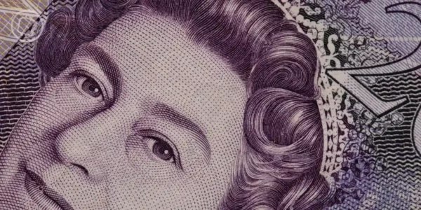 La Banque d'Angleterre fait marche arrière sur sa limite de détention des stablecoins