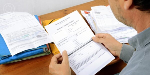 Surendettement chez les jeunes : la Banque de France donne l'alerte