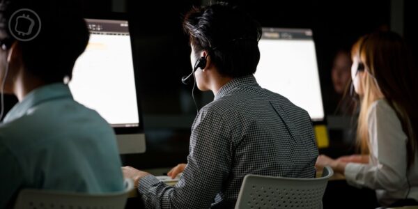 Pig butchering : le Département de la Justice américain gèle 700 millions de dollars de cryptomonnaies